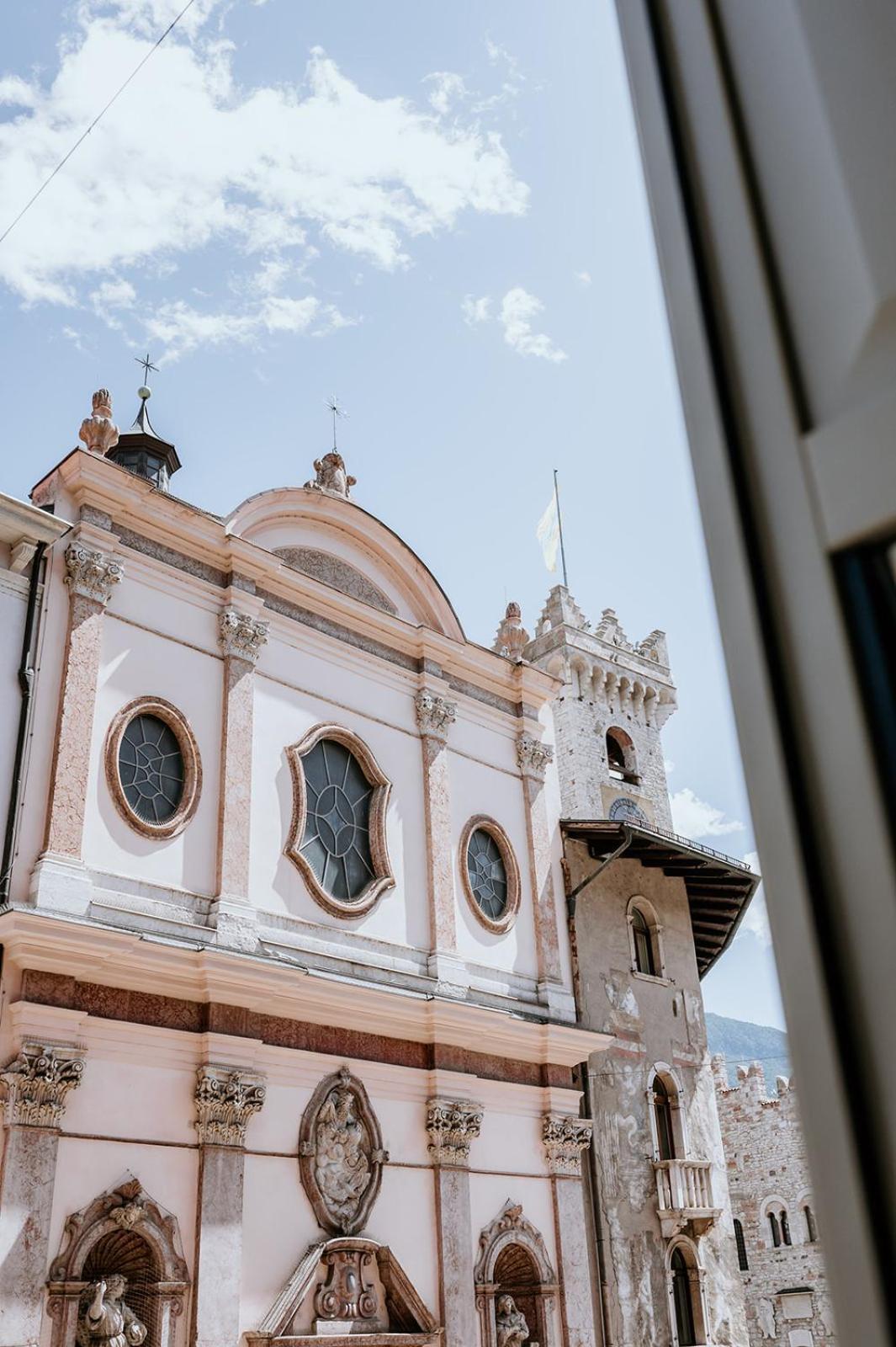 Hotel Venezia เตรนโต ภายนอก รูปภาพ